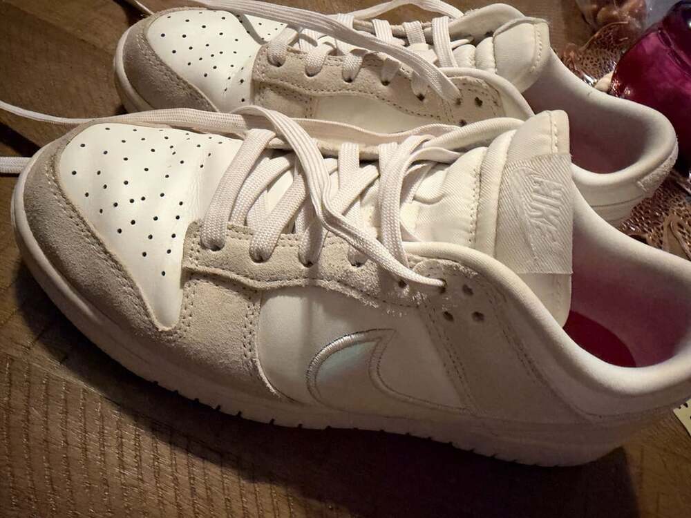 Nike Dunk Low Iridescent Swoosh Size 9 Sail Iridescent